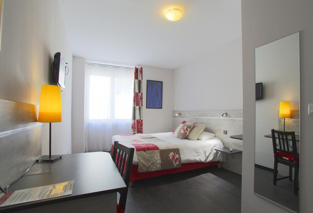 Hotel Le Castel Tain-lʼHermitage Pokoj fotografie