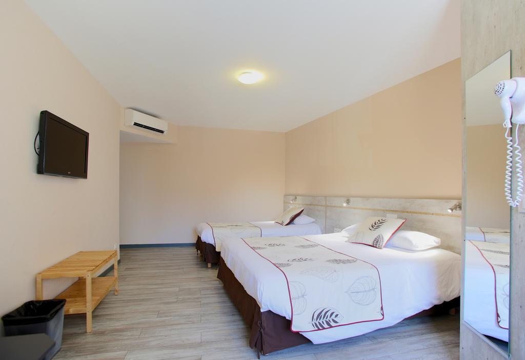 Hotel Le Castel Tain-lʼHermitage Pokoj fotografie